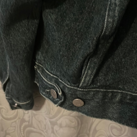 Vintage 80s/90s Guess Denim Jacket Medium EUC - Picture 6 of 6